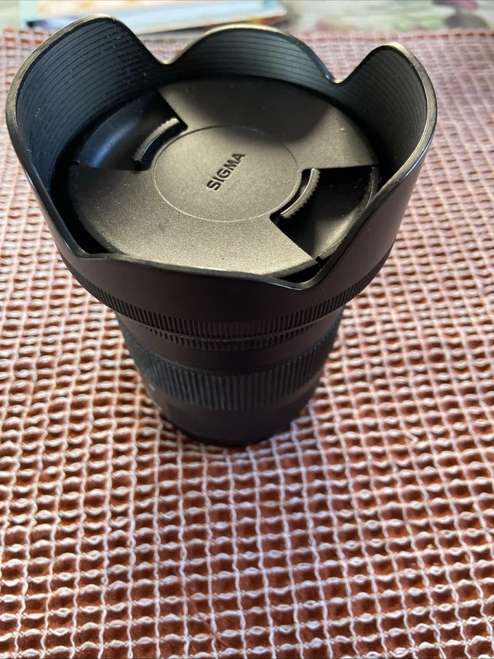 Sigma DC DC Macro 17-70mm f/2.8-4 DC Lens - Image 4 of 4