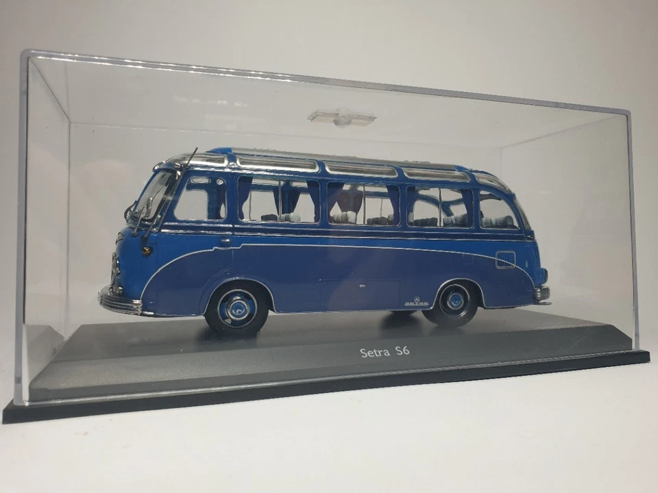 RARE DELETED MODEL! 1/43rd SCHUCO SETRA S6 1955, GENEVA SALON. MINT AND BOXED. - Image 4 of 4