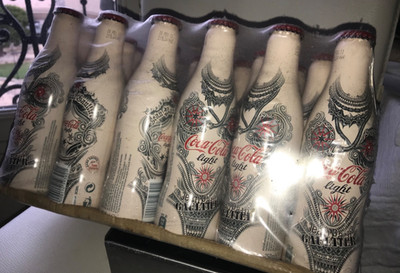 Konvolut 24 Flaschen voll COCA COLA Sammlung ''Jean Paul Gautier''