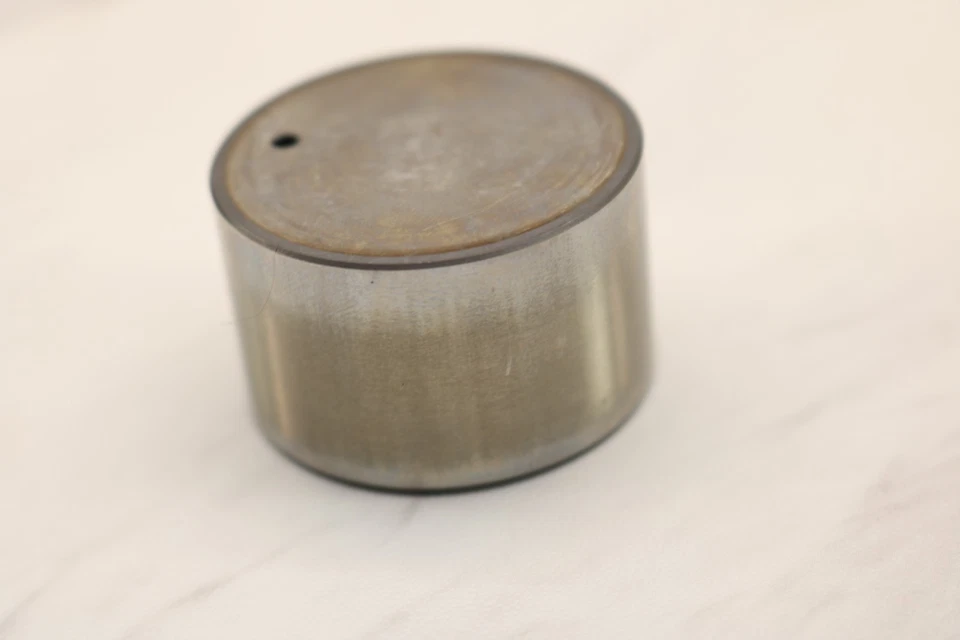 03-06 350Z 03-07 G35 ПОДЪЕМНИК ВЫПУСКНОГО КЛАПАНА КОВШ ПРОКЛАДКИ 8,08 ММ 808U T=8,08 UNISIA - Изображение 3 из 4