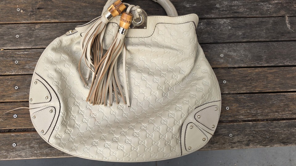 Gucci Indy Guccissima Leather Hobo Bag Ivory Cream Vintage 177088 Authentic