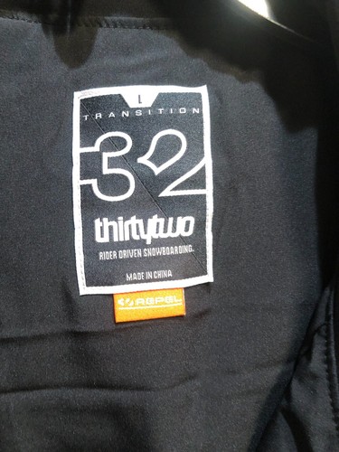 ThirtyTwo 4TS COMRADE Mens Hooded Jacket Large Black batten up - Picture 7 of 10
