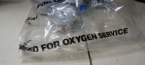 New in Box Airgas HPS500-15-346-4F High Purity Compressed Gas Regulator - Picture 10 of 10