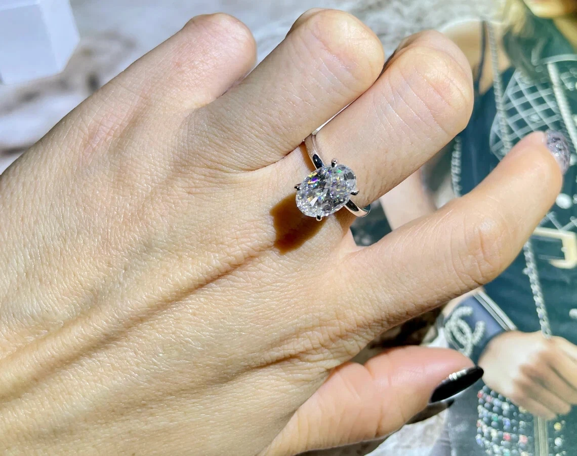 Crushed ice 2024 engagement ring