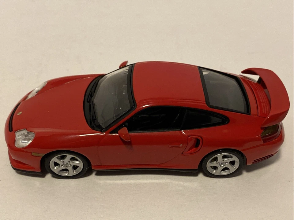Minichamps 2000 Porsche 911/996 GT2 Ltd Ed 1:43 Red EX COND - Replacement Case - Image 2 of 4