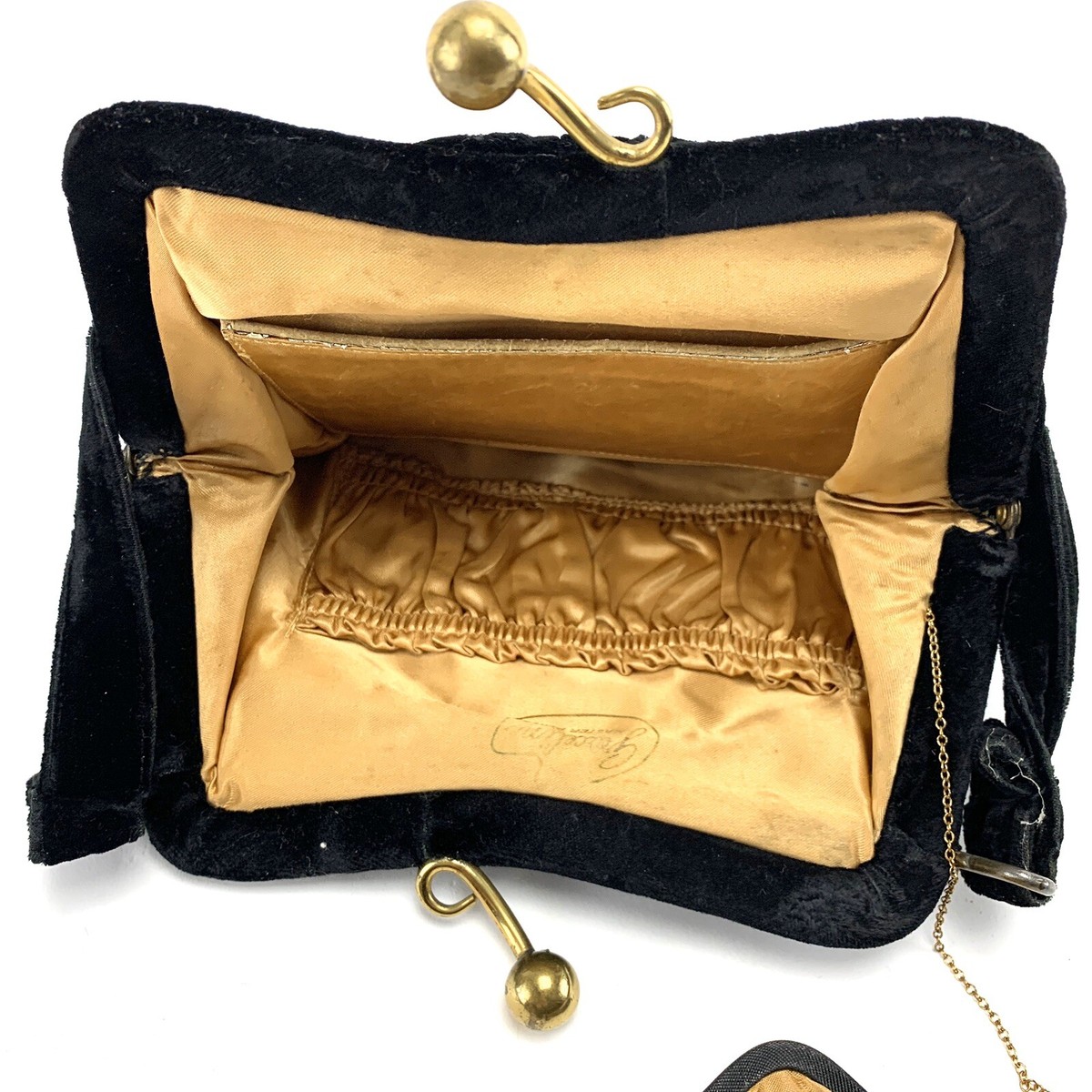 Vintage GRACELINE MASTER PURSE Black Velvet Handbag with Chained 