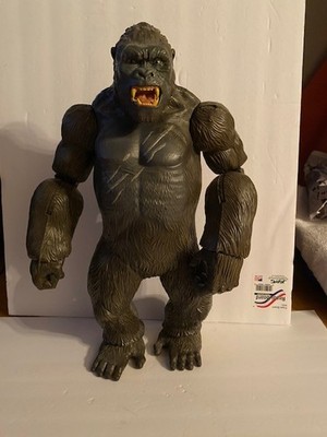 2016 King Kong 18  Lanard Skull Island Deluxe Posable Giant Action Figure