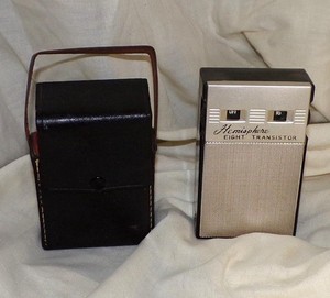 Hemisphere 8 Transistor Radio, AM-8T4, Sampson Co Chicago (Made in Japan), Works