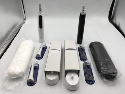 Oral-B iO Series 5 Deep Clean + Whiten  Electric Toothbrush New Open Box 3776 RS