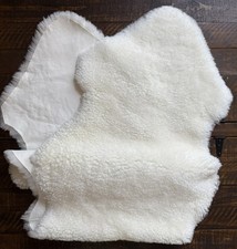 Fiber Auskin Pottery Barn Illya Shortwool Curly Sheepskin Rug  2’x6’ Off White
