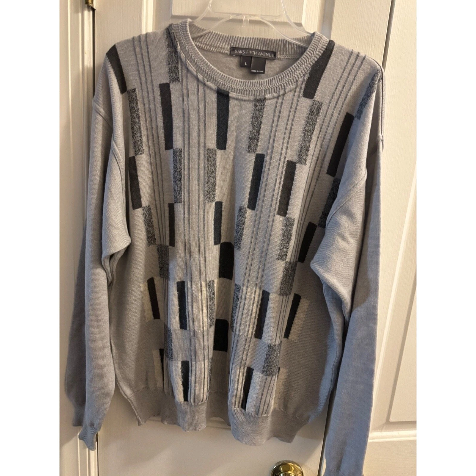 Saks Fifth Avenue Wool Sweater Men's Large Gray Geometric Pattern Long Sleeve