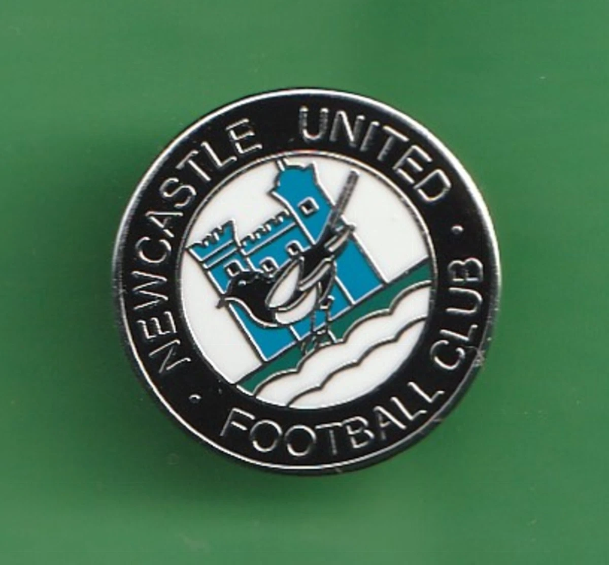 Newcastle United Poppy Appeal Badges Sell Out - Just A Day After Going On Sale