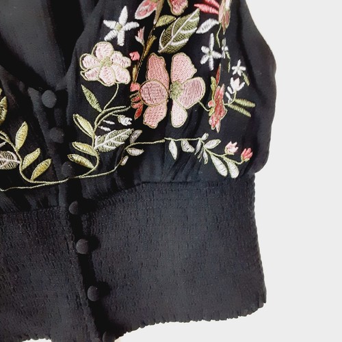 Forever 21 Junior Womens Girls Medium Cropped Tank Top Halter Flower Embroidered - Picture 12 of 18