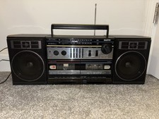 1980s SANYO AM/FM Stereo Dual Cassette Boombox Black Auto Reverse Equalizer