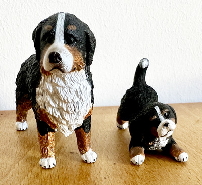 Schleich Berner Sennenhündin 16397 und Berner Sennenhund Welpe 16398