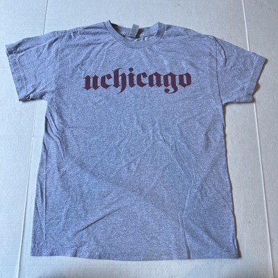University of Chicago Gothic Lettering Logo Shirt Adult Medium Gray Maroons Vtg