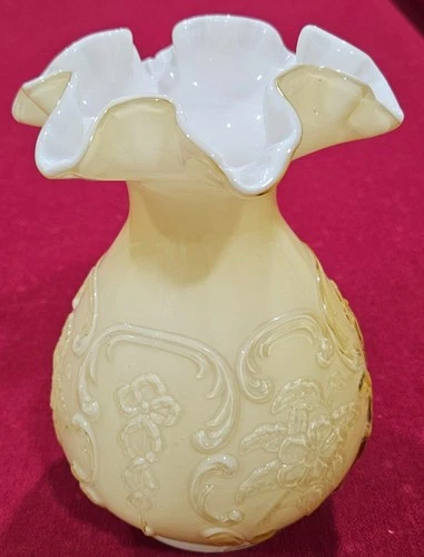 Rare Fenton Honey Amber Cased Wild Rose Bowknot Vase