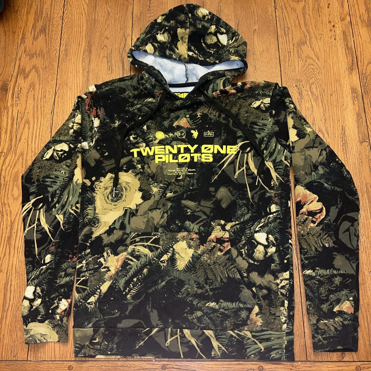 Twenty One Pilots 21 Trench Floral Hoodie Sweatshirt Flower Camo