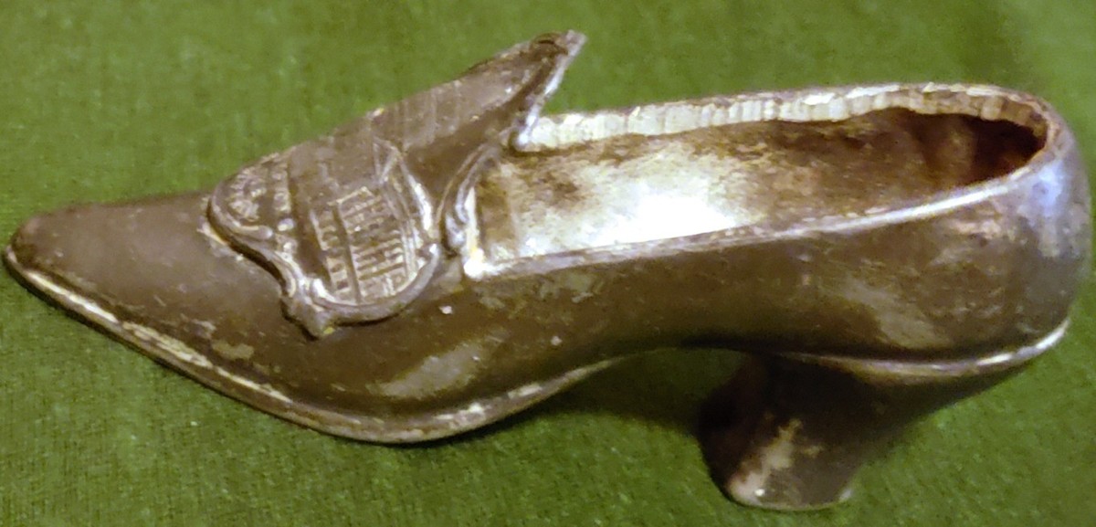 Vintage Souvenir 2