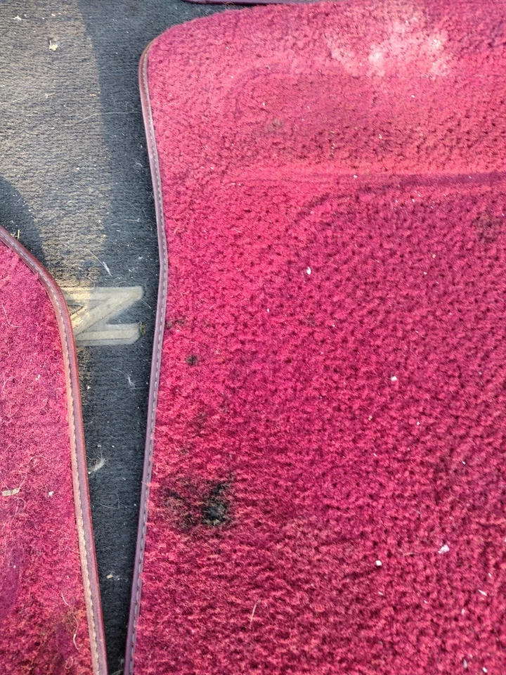 Alfombrillas Lincoln Town Car 1990-2011 OEM granate borgoña Foto 3 de 4