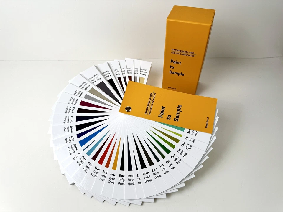 Color Mazzetta PORSCHE PTS 2023 Pain to sample GT3 Turbo RAR Kunden brochure - Image 3 of 4