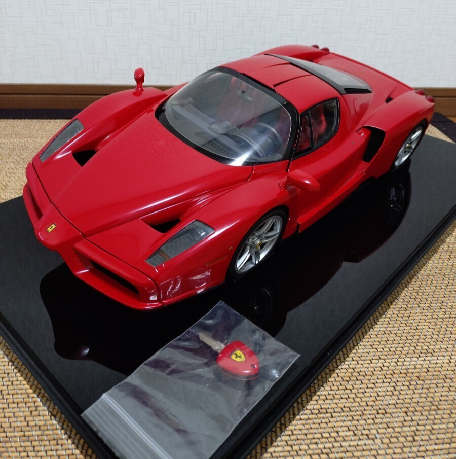 DeAGOSTINI Enzo Ferrari 1/10 Die-Cast Model with Display Base F/S