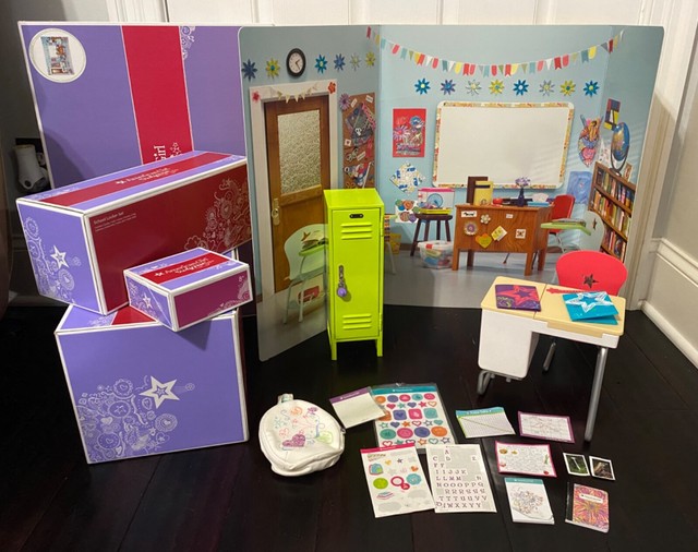 American Girl Doll School Classroom Scene Desk and Locker with Bookbag