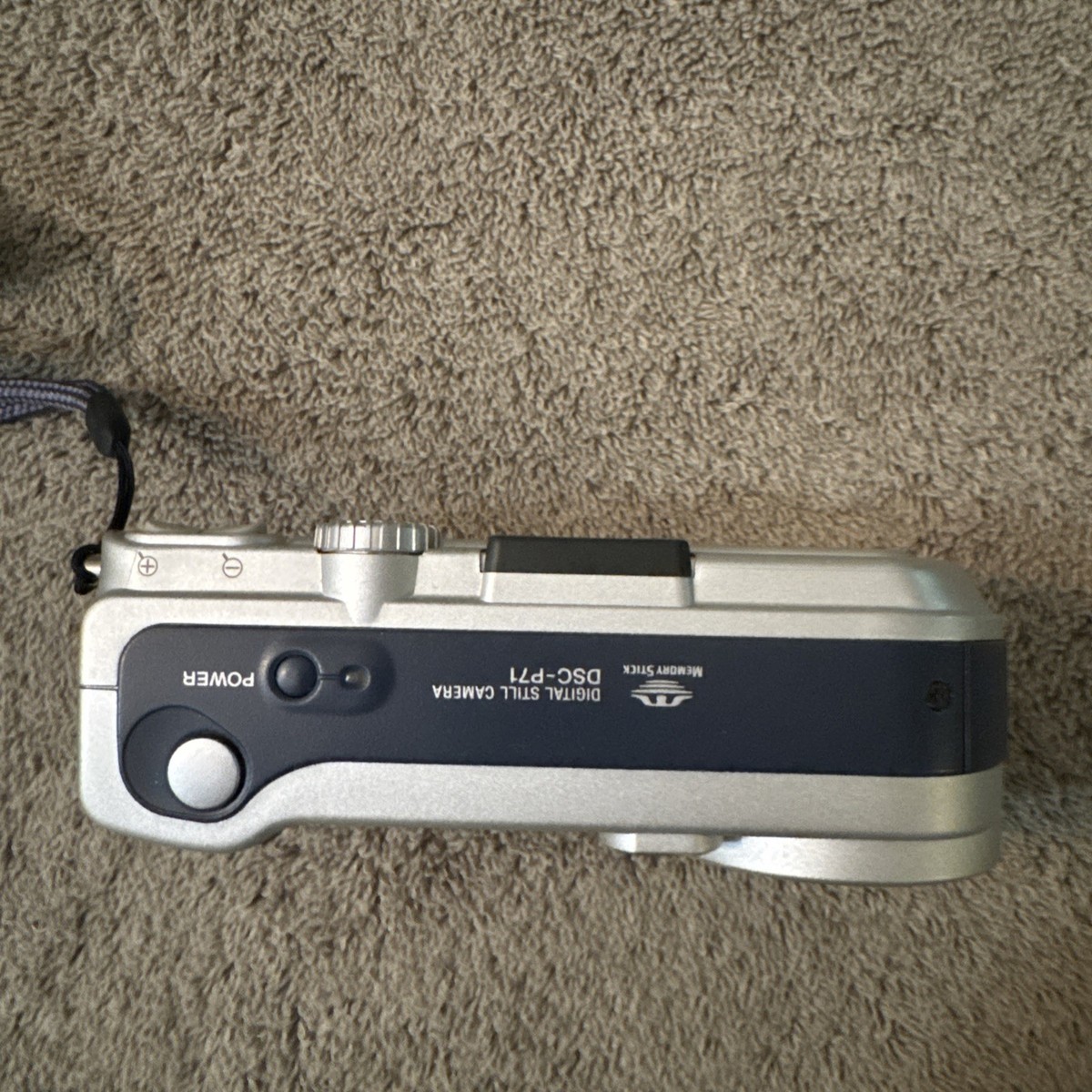 Sony Cyber-shot DSC-P71 3.2 MP Digital Camera Silver/ Working 2