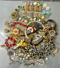 Vintage & Costume Jewelry Lot Coro Mode Art Trifari 1928 ART Rhinestone +