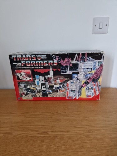 Vintage Transformers Hasbro 1985 - Autobot Battle Station Metroplex - Boxed - Picture 1 of 10