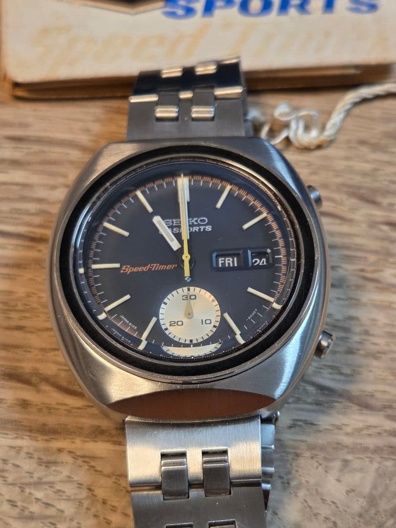 5 SS Watch Blk Seiko Slv Automatic Mens Vintage Sports 6139-8002 Speedtimer - vintagewatches.pk