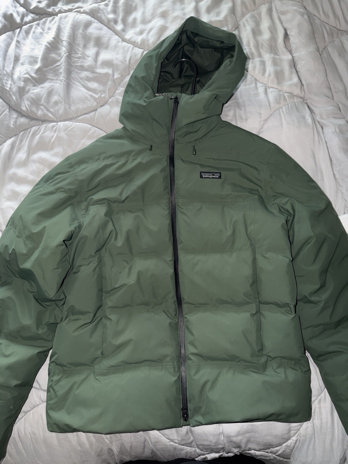 Patagonia Jackson Glacier Mens Medium 700 Down Fill Waterproof Green Jacket