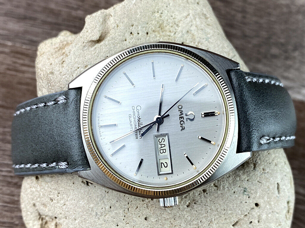 Ω Omega Constellation Chronometer Quartz White Gold Bezel Ω Omega Constellation Chronometer Quartz White Gold Bezel