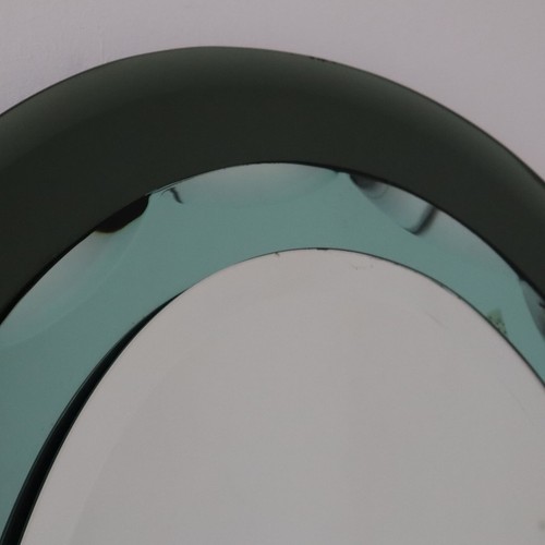 Mid-century modern italian oval green mirror by Cristal Art, Italy, 1960s - Picture 11 of 13
