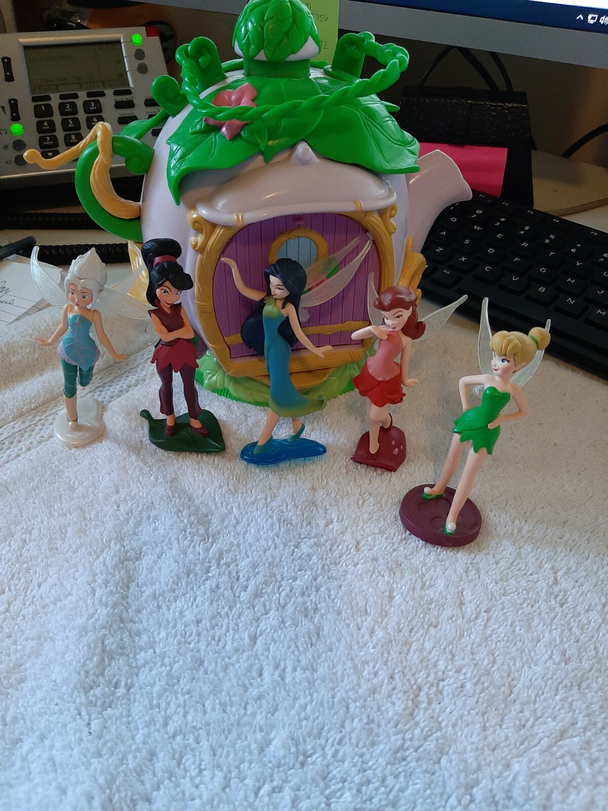 pop up treehouse toy