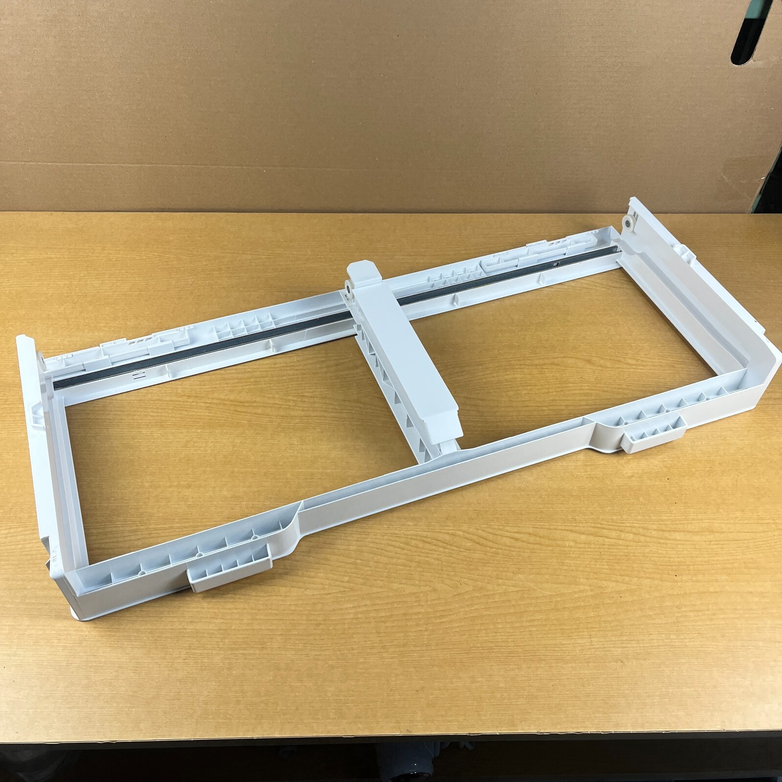 WR32X10910 GE Refrigerator Crisper Cover Frame