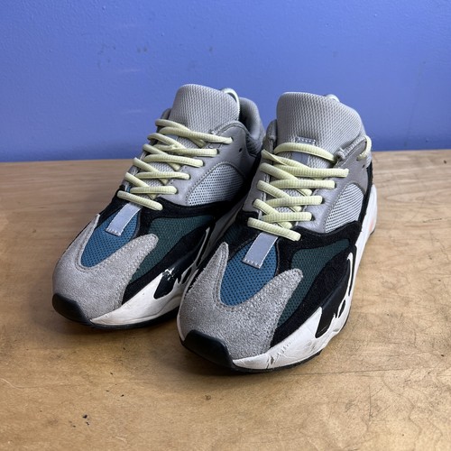 yeezy wave runner size
