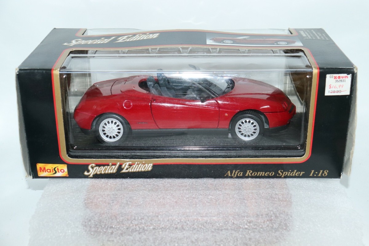 Maisto 1:18 Alfa Romeo Spider Special Edition Diecast Red