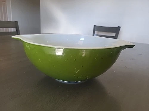 Vintage MCM Pyrex Cinderella Avocado Verde Green 444 Nesting Mixing Bowl 4 Qt