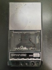 VINTAGE   1980s GE 3-5015C Portable Cassette Recorder - Singapore Made   WORKING