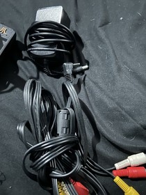 UNTESTED ATARI FLASHBACK 8 CONSOLE WITH 2 CONTROLLERS AND ALL CORDS (SEE PHOTOS)