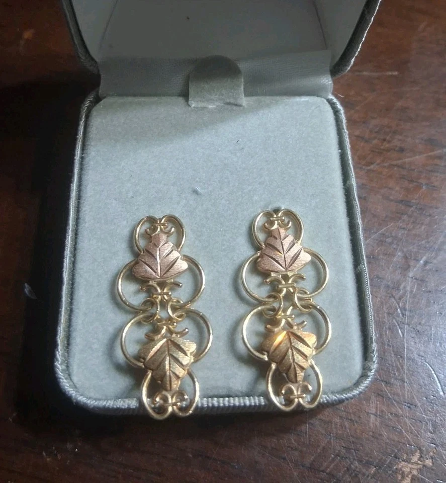 Vintage CCO Coleman 10k 12k Black Hills Gold Dangle Earrings Not Scrap 3.7 Grams - Image 2 of 4