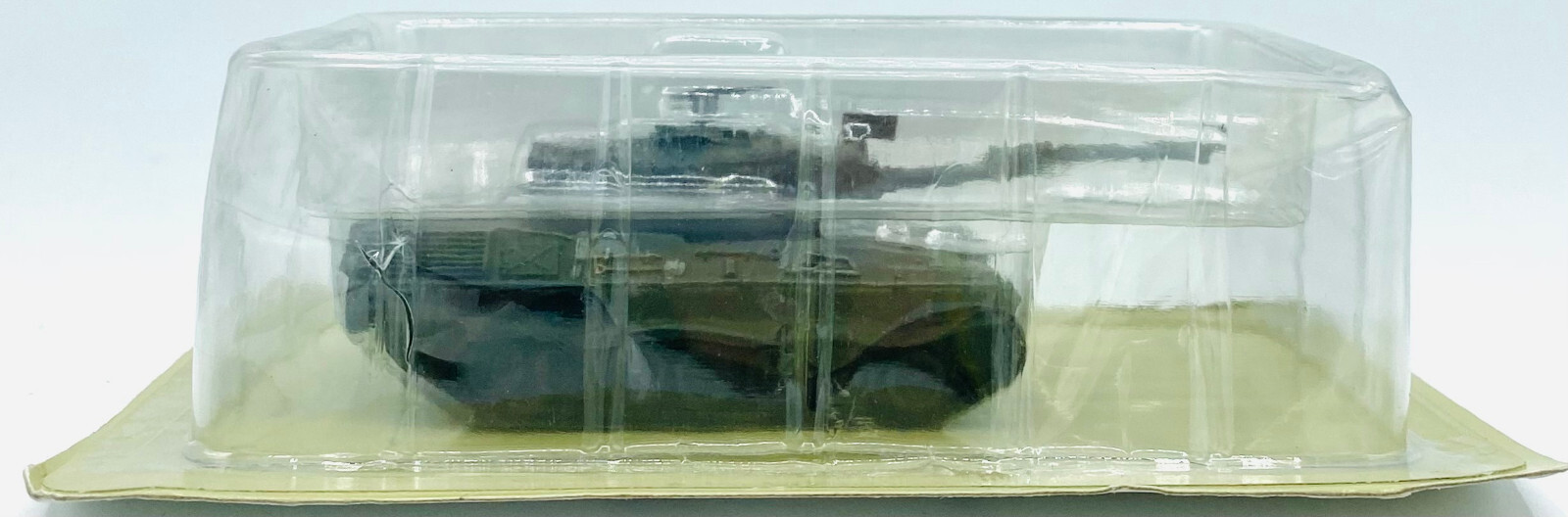 Foto 1 di 2
