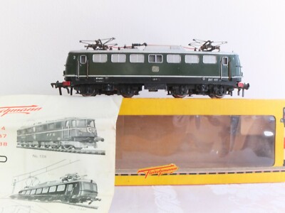 Fleischmann HO 1338 E40 DB dunkelgrüne obenliegende Elektrolok in OVP 