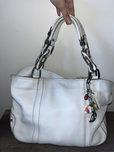 Juicy Couture Y2K Real Leather White Shoulder Bag with keychain - Picture 10 of 22