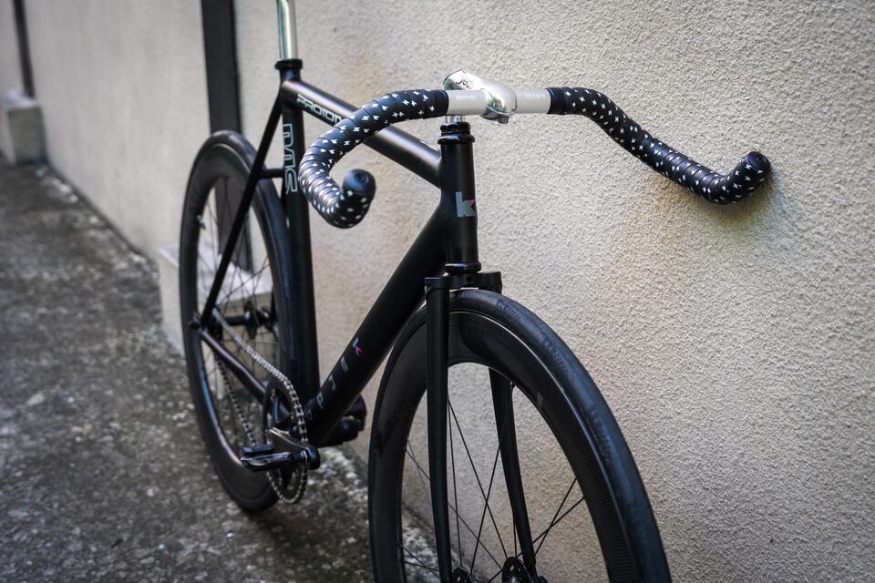 Rare Mint KENDO Orbit Pista Frame Set Track Bike Fixie 565mm Rare Mint KENDO Orbit Pista Frame Set Track Bike Fixie 565mm