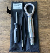 BMW 530e Tow kit Hook bar rod screw Towing eye bumper slot emergency wrench