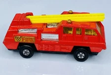 Matchbox 75 Blaze Buster #22 Lesney England Superfast 1975