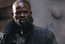 DJIMON HOUNSOU signed Autogramm 20x30cm THE ISLAND in Person autograph COA
