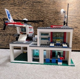 LEGO (City - Hospital) Helicopter Rescue, Set #4429, Complete w/original box